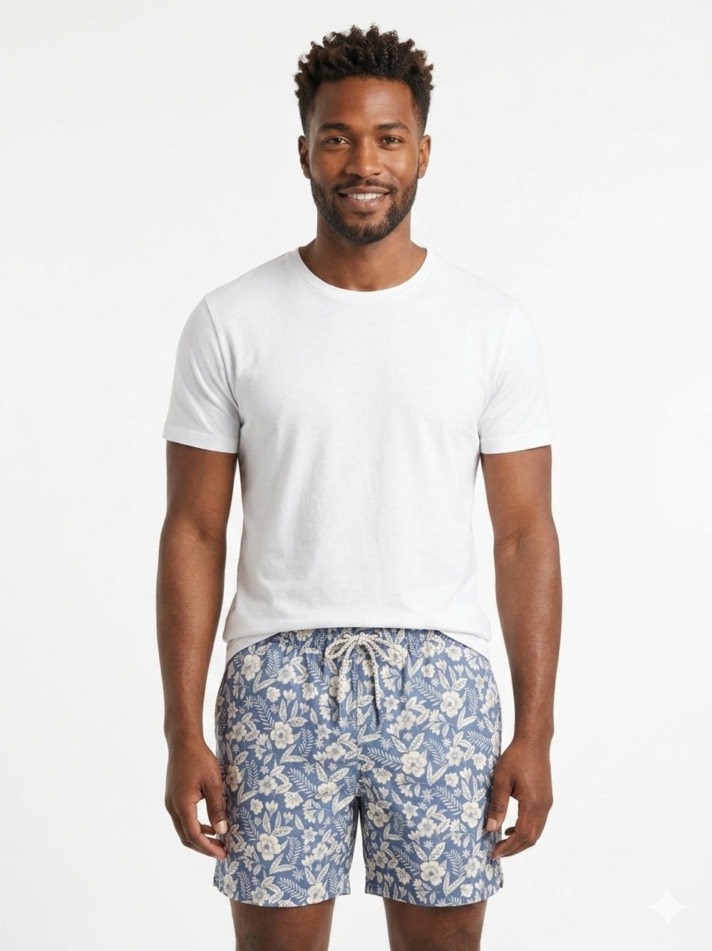 Laguna Men's White Crew Neck Tee with Blue Floral Swim Shorts Size Small